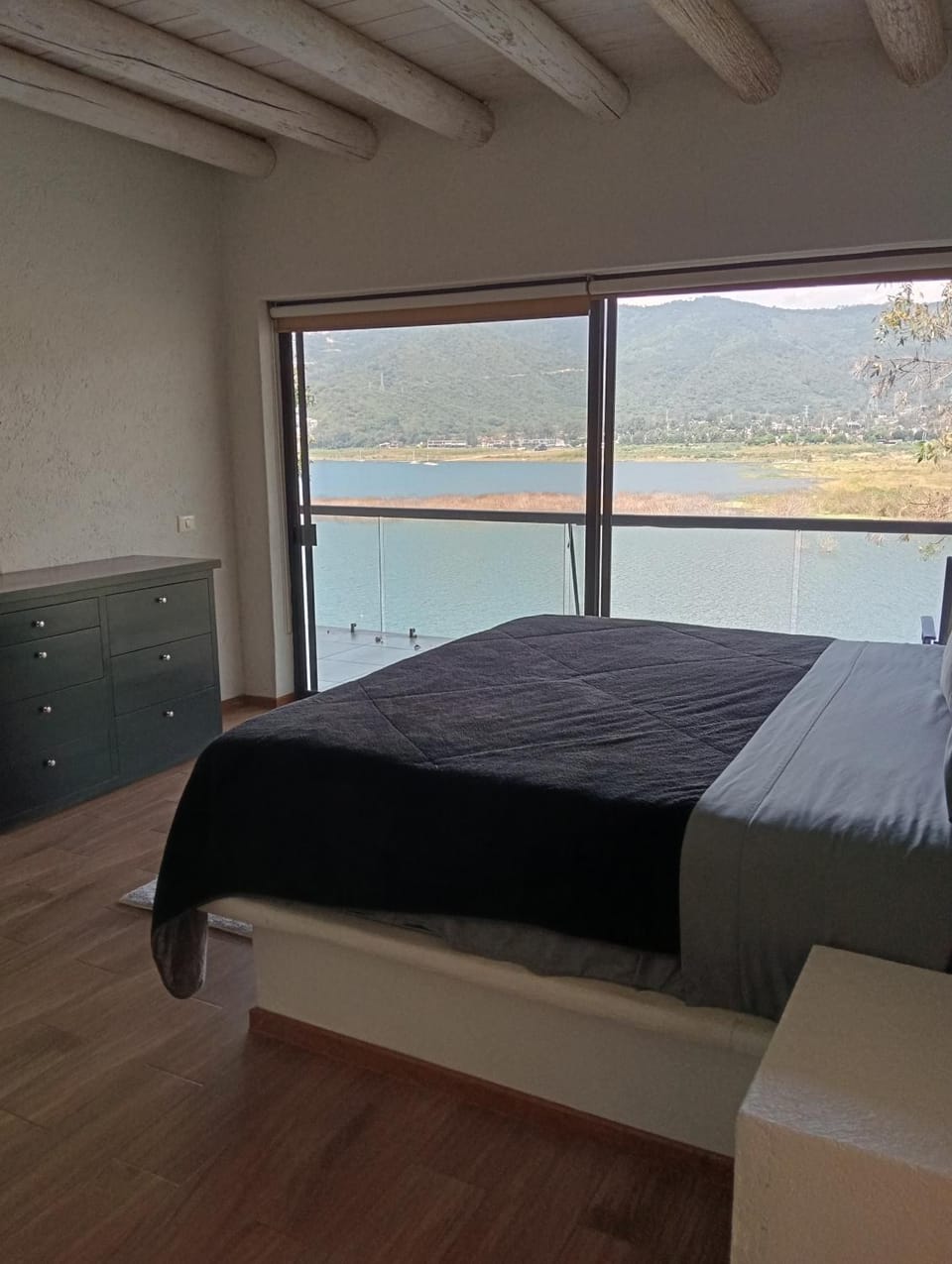 La Casa del Lago House in State of Mexico