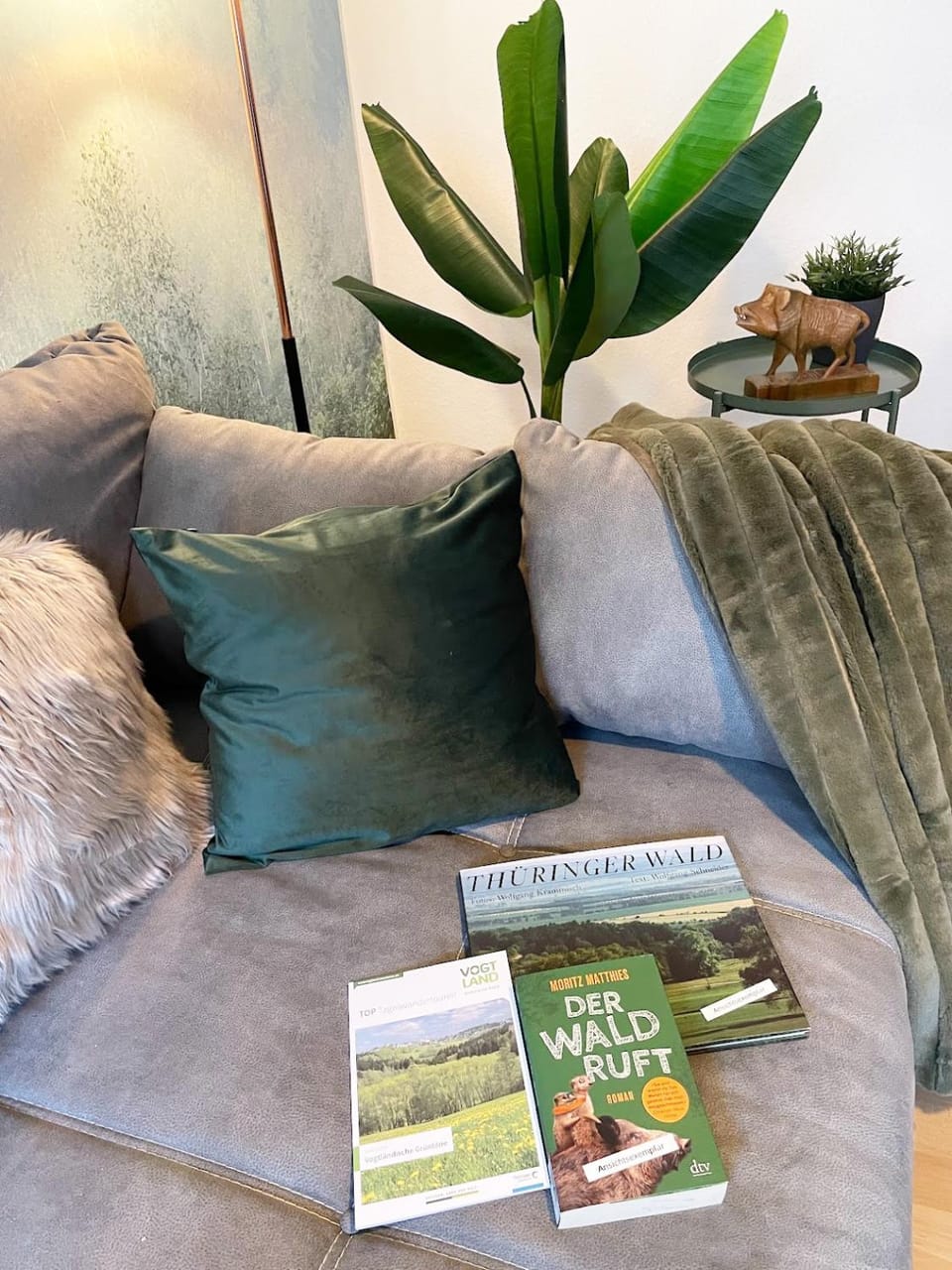 Living room, Seating area