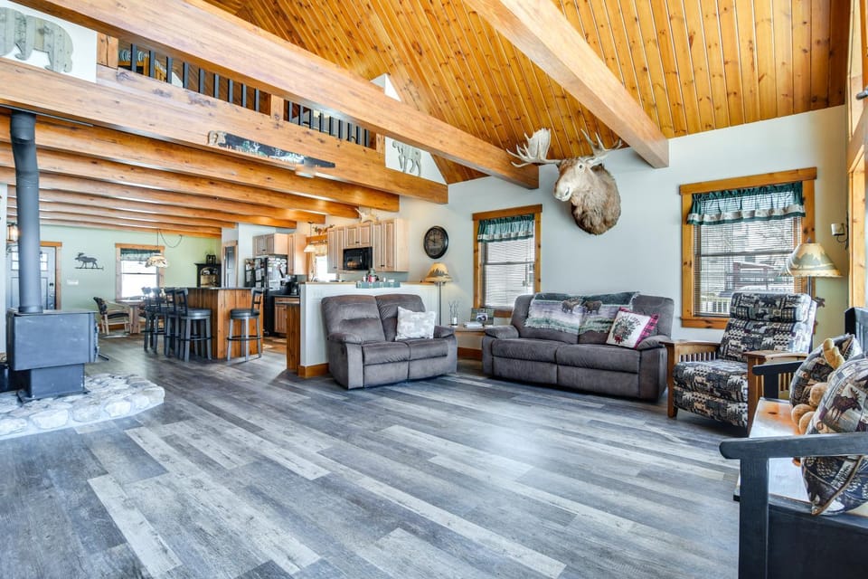 Lakefront New Hampshire Hideaway w/ Deck & Views House in New Hampshire