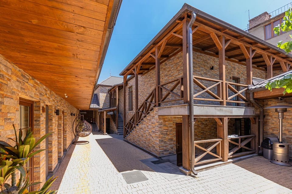 Inner courtyard view