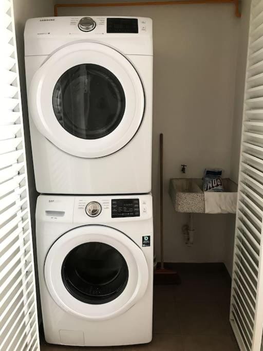 Cerca de hospital infantil wtc centrico y seguro! Apartment in Mexico City