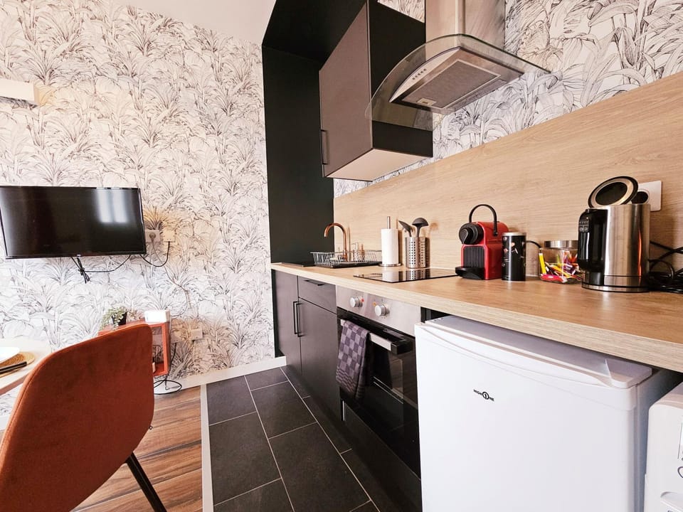 TV and multimedia, Kitchen or kitchenette, minibar, pet friendly, toaster