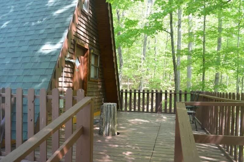 A-Frame Cabin #2 on Patoka Lake in Southern Indiana Cabin in Indiana