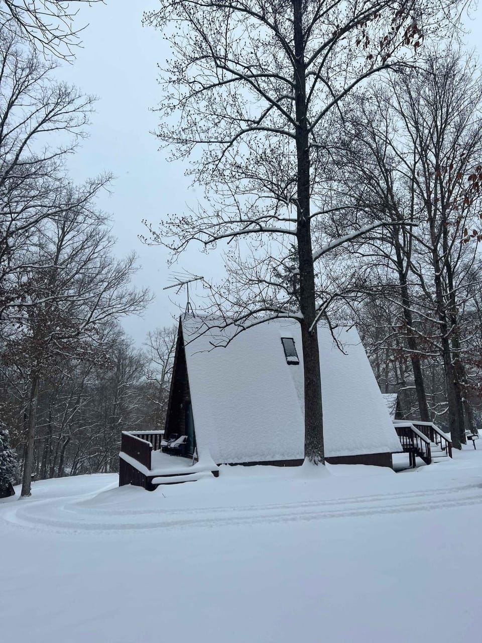 A-Frame Cabin #3 on Patoka Lake in Southern Indiana Cabin in Indiana