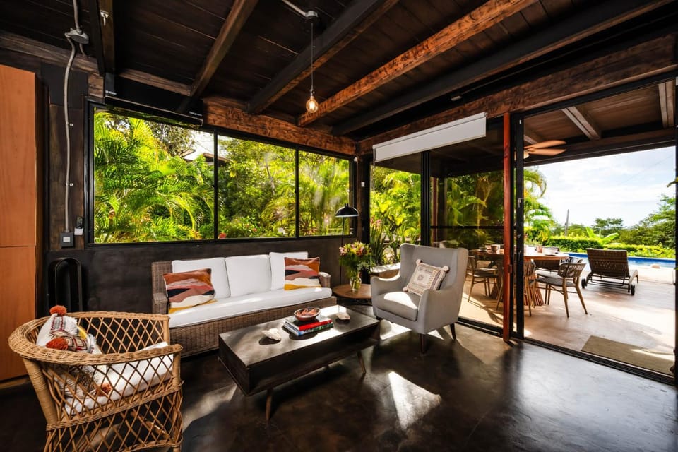 Oceanview and Private Pool 8 mins to Downtown House in Guanacaste Province