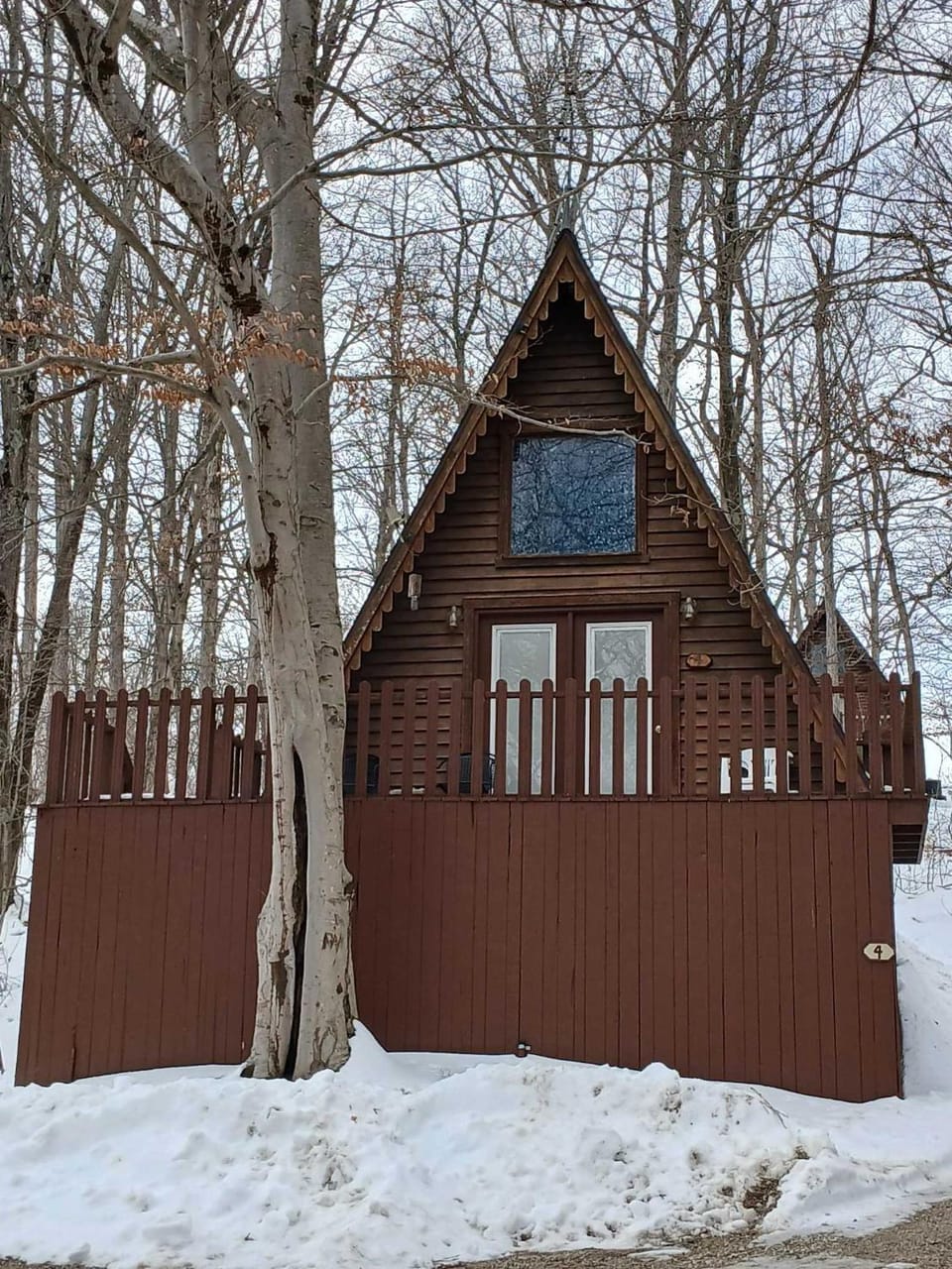 A-Frame Cabin #4 on Patoka Lake in Southern Indiana Cabin in Indiana