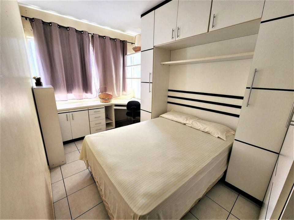 Res Ingrid Bloco B AP 910 · Apartamento completo de 2 quartos. Apartment in State of Goiás
