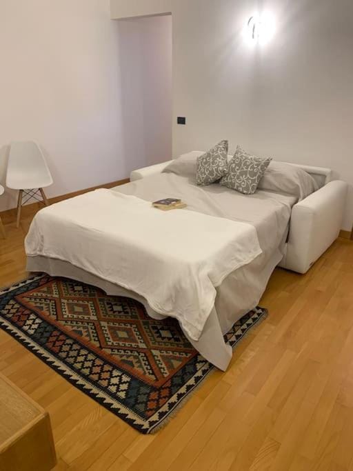 Remolari 20-Piazza Mazzini view Apartment in Chiavari