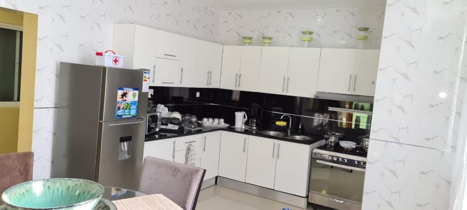 Coffee/tea facilities, Kitchen or kitchenette, minibar, oven, pet friendly