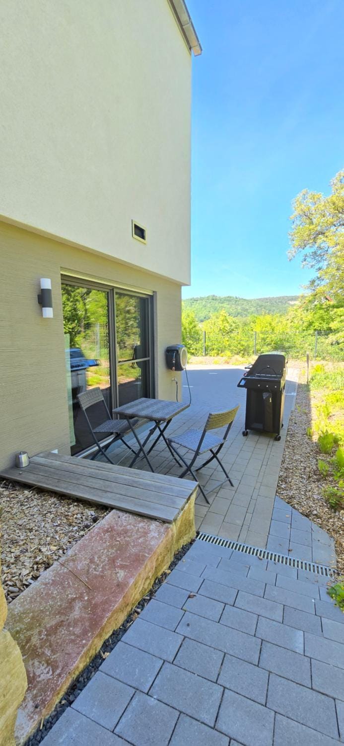Garden, View (from property/room), Balcony/Terrace