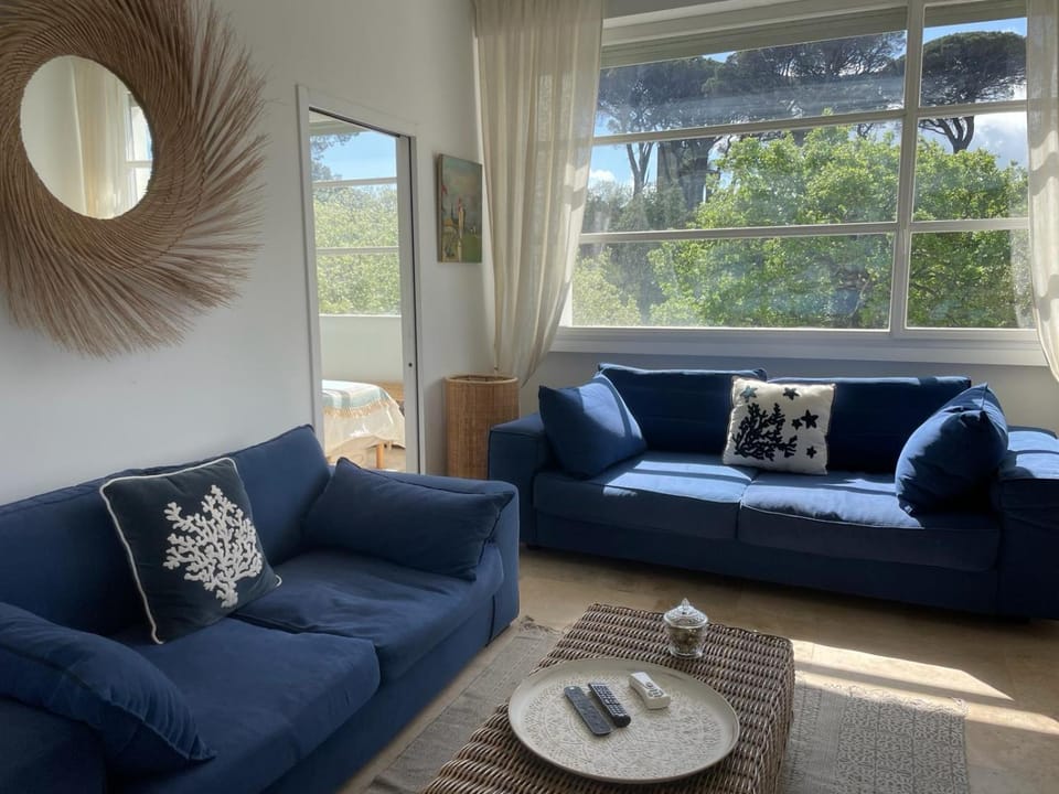Appartement standing, vue Golfe avec parking gratuit Apartment in Saint-Tropez