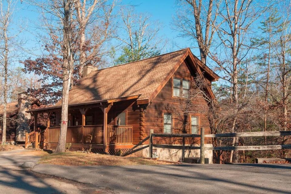Property building, Spring, Street view