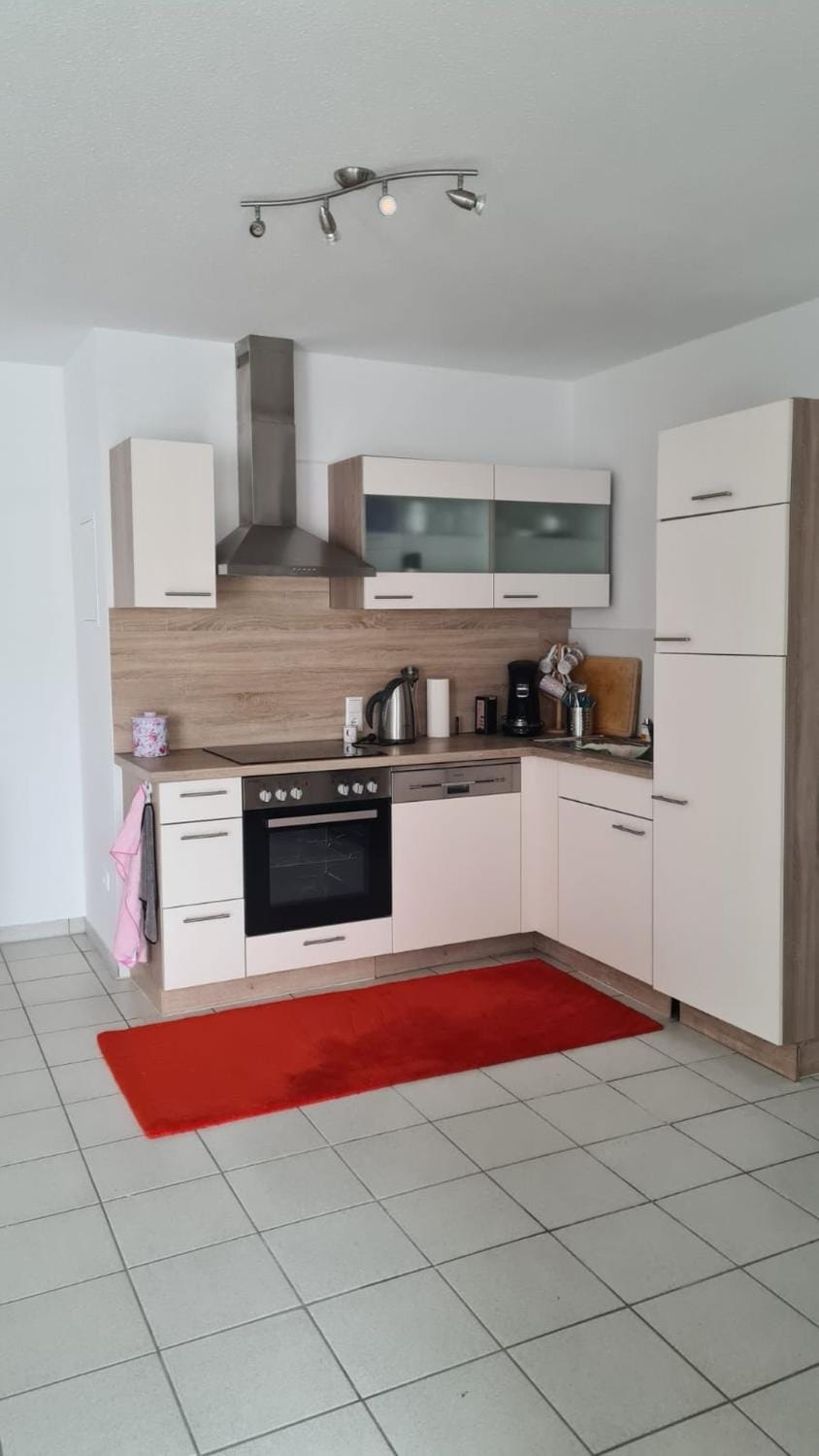 Kitchen or kitchenette, dishwasher