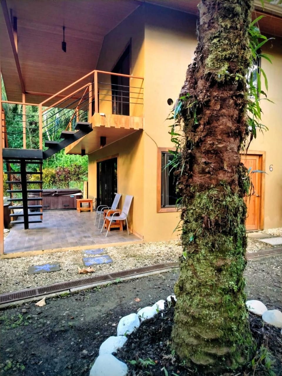 Property building, Facade/entrance