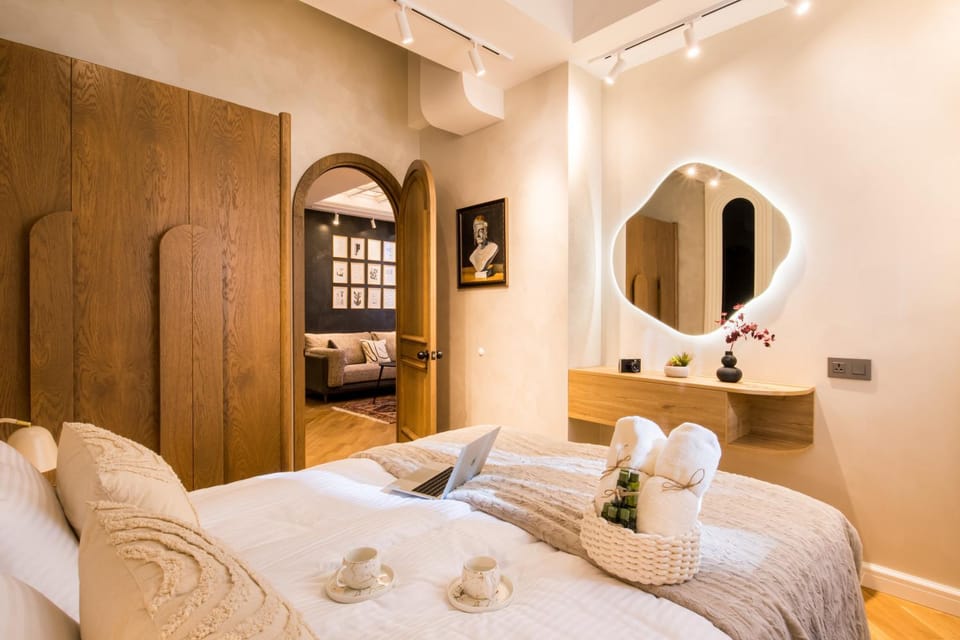 Bed, Bedroom, towels, wardrobe