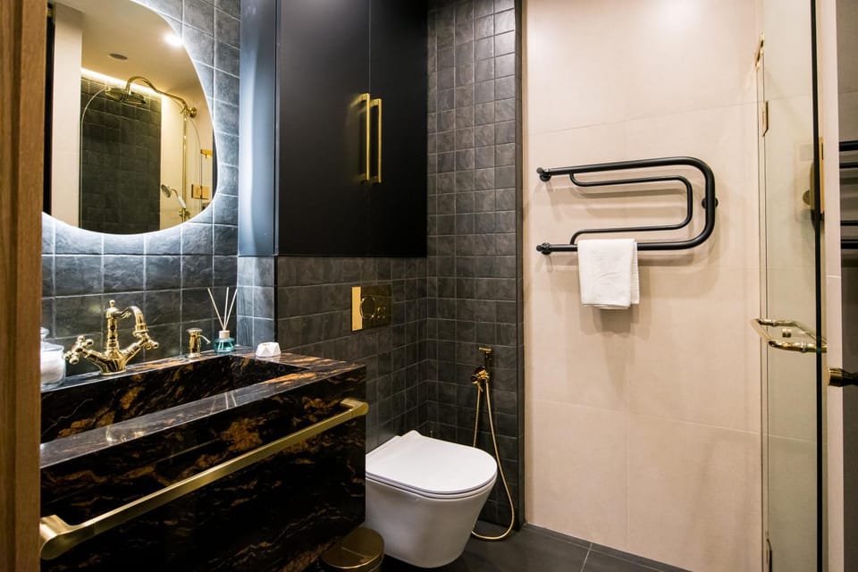 Toilet, Bathroom