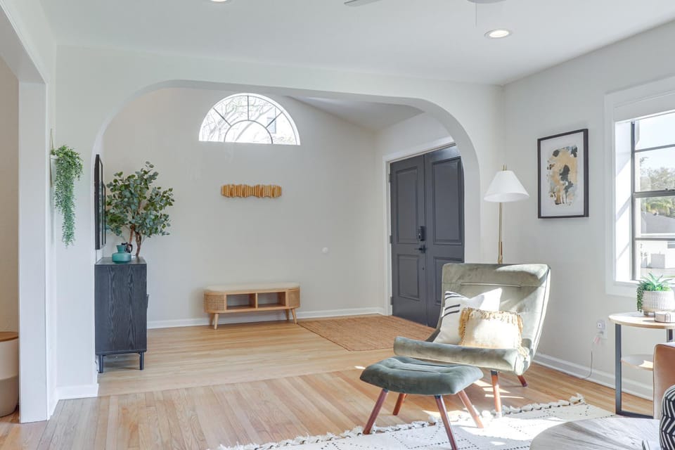 Lakeland Retreat: Private Heated Pool & Yard Games House in Lakeland