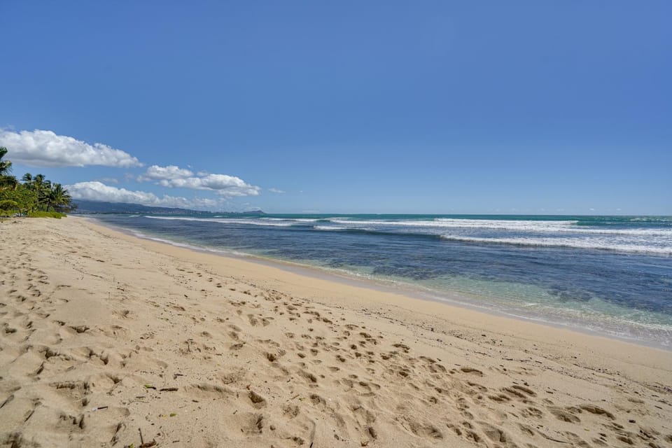 Ewa Beach Apartment w/ Beach Gear ~ 1 Mi to Ocean! House in Ewa Beach