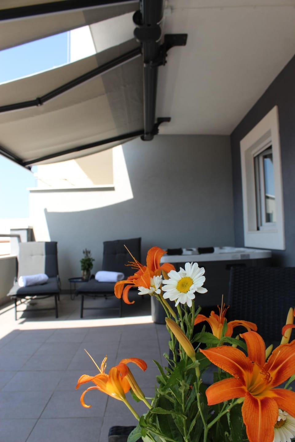 Day, View (from property/room), Balcony/Terrace, Seating area