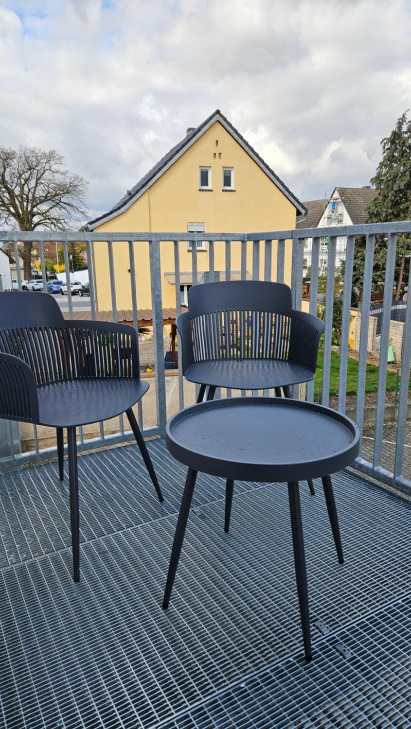 Property building, View (from property/room), Balcony/Terrace, Dining area