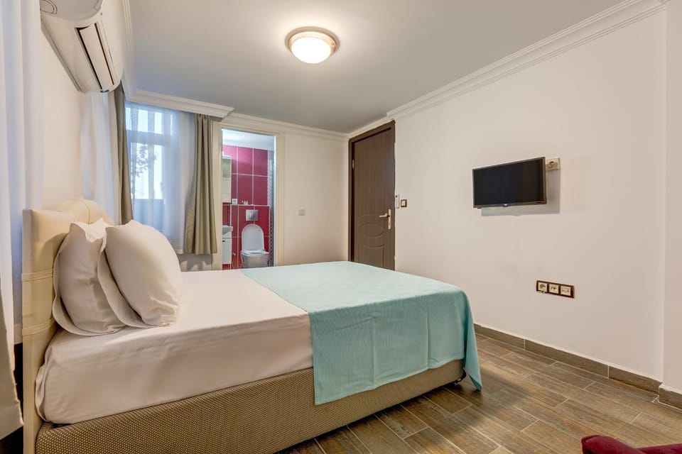 View (from property/room), Photo of the whole room