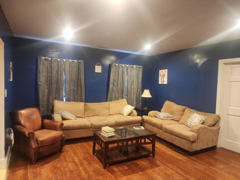 spacious and indulging Apartment in Meriden