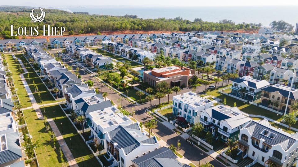 Property building, Neighbourhood, Bird's eye view