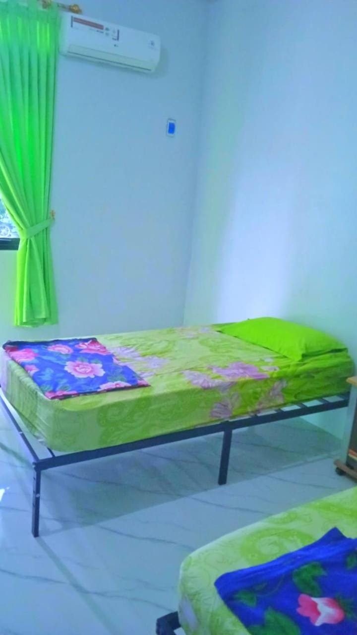 Bedroom, air conditioner