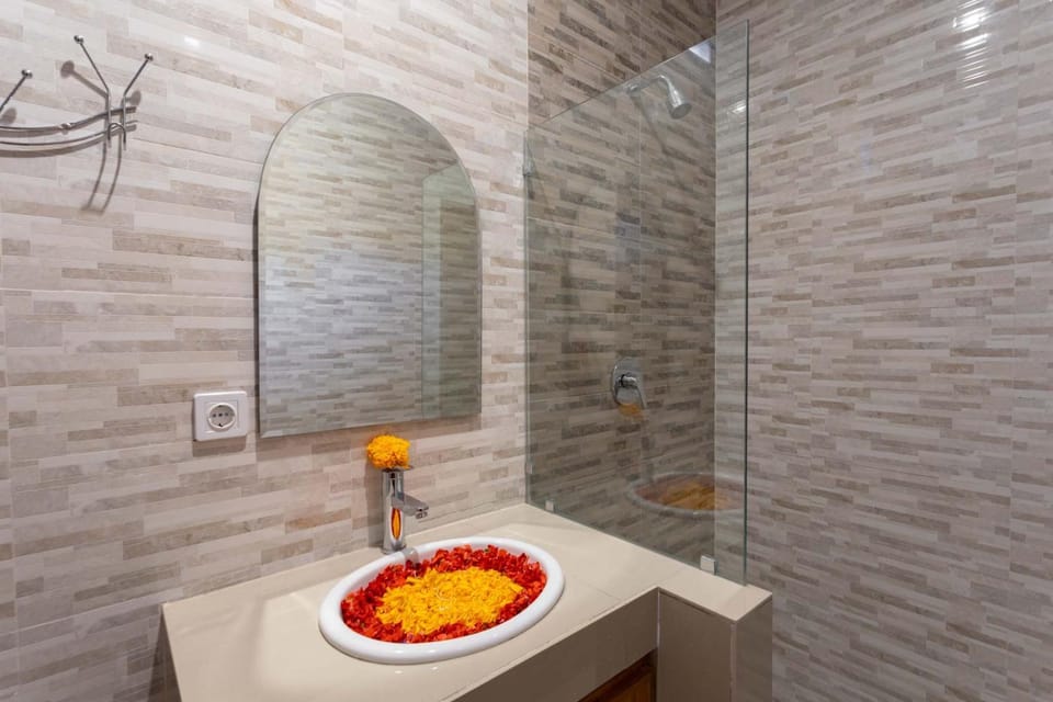 phoenix bed and breakfast 3 Bed and Breakfast in North Kuta
