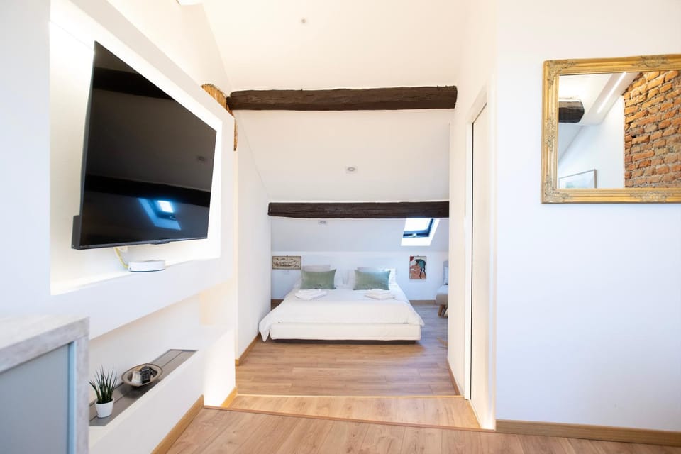 TV and multimedia, Bedroom