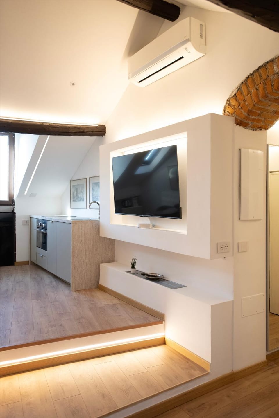 TV and multimedia