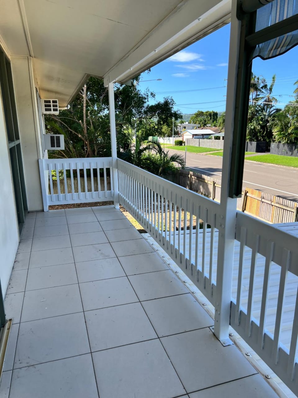 Property building, View (from property/room), Balcony/Terrace