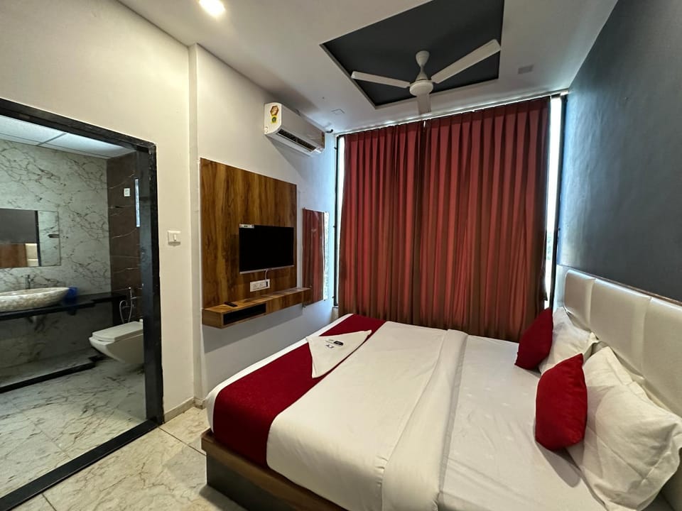 Hotel Dumas Near Airport Hotel in Gujarat