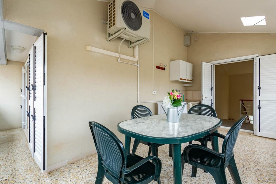 Balcony/Terrace, Dining area