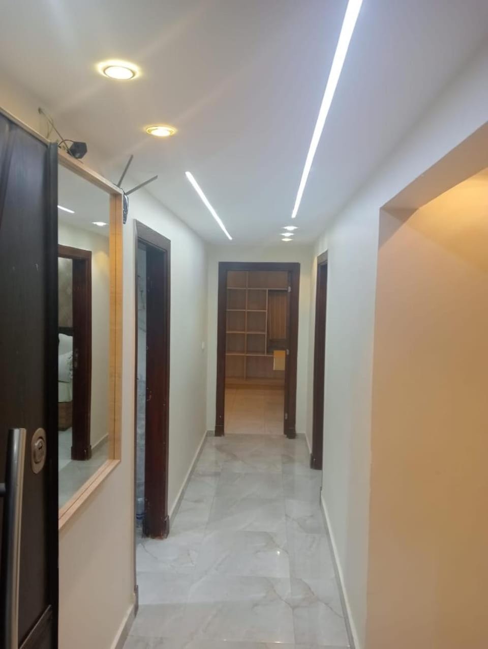 لأصحاب الرقي والفخامة شقة راقية عالية الجودة والتميز في المهندسين قريب جامعة الدول والنيل Apartment in Egypt