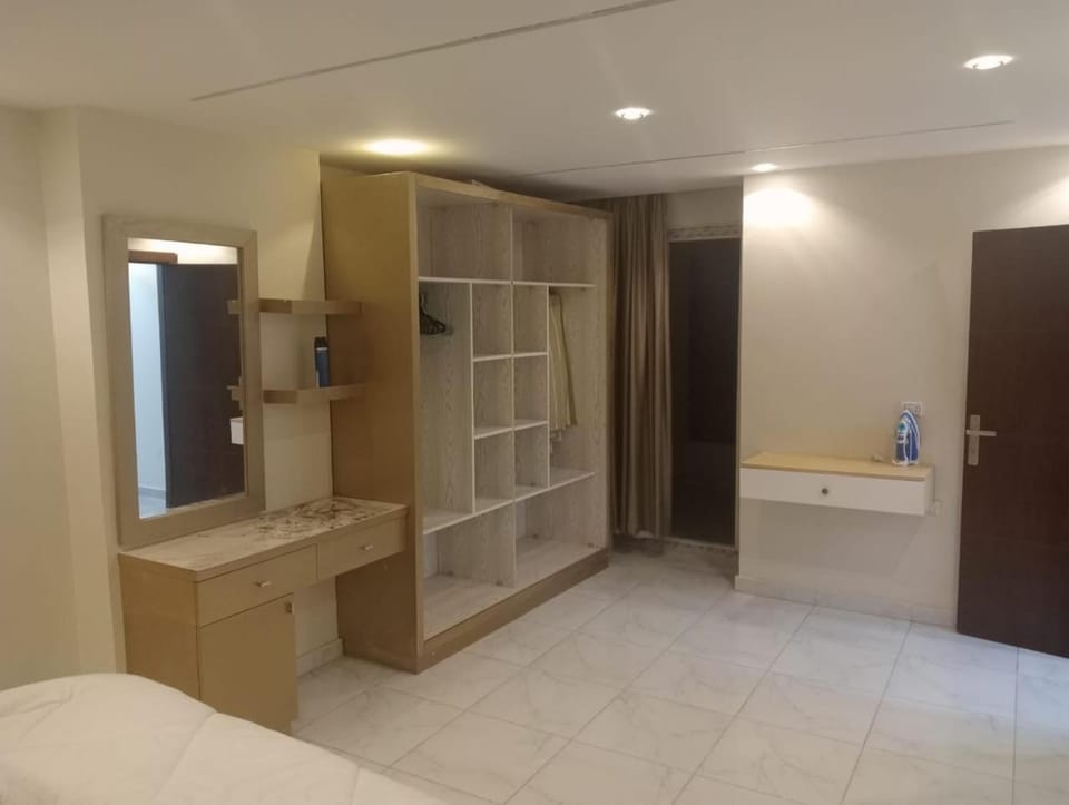 لأصحاب الرقي والفخامة شقة راقية عالية الجودة والتميز في المهندسين قريب جامعة الدول والنيل Apartment in Egypt