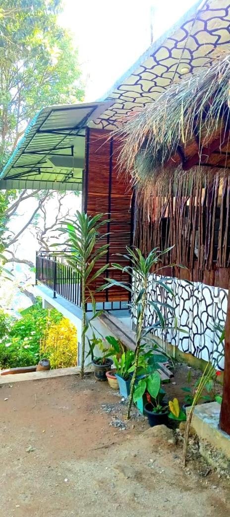 Mountain Ring Hotel and Restaurant Hotel in Uva Province, Sri Lanka