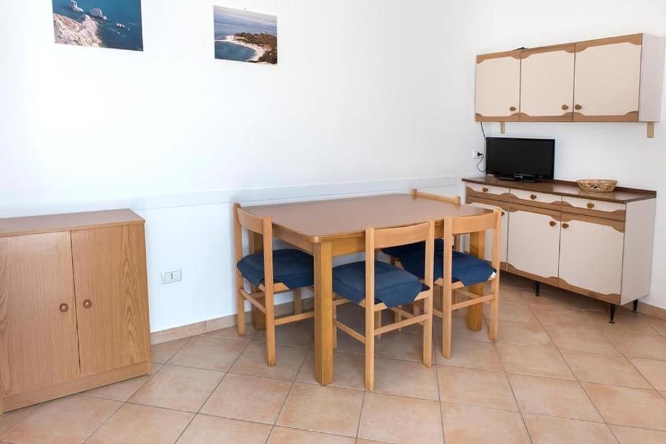 Trilocale con A/C a Marcelli - M035 Apartment in Marcelli