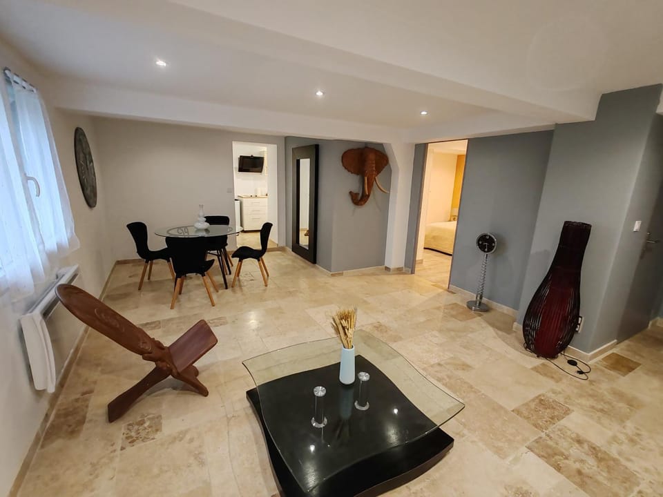 Appartement T3 NEUF proche centre ville, Clim et Parking et Centrale EDF Apartment in Occitanie