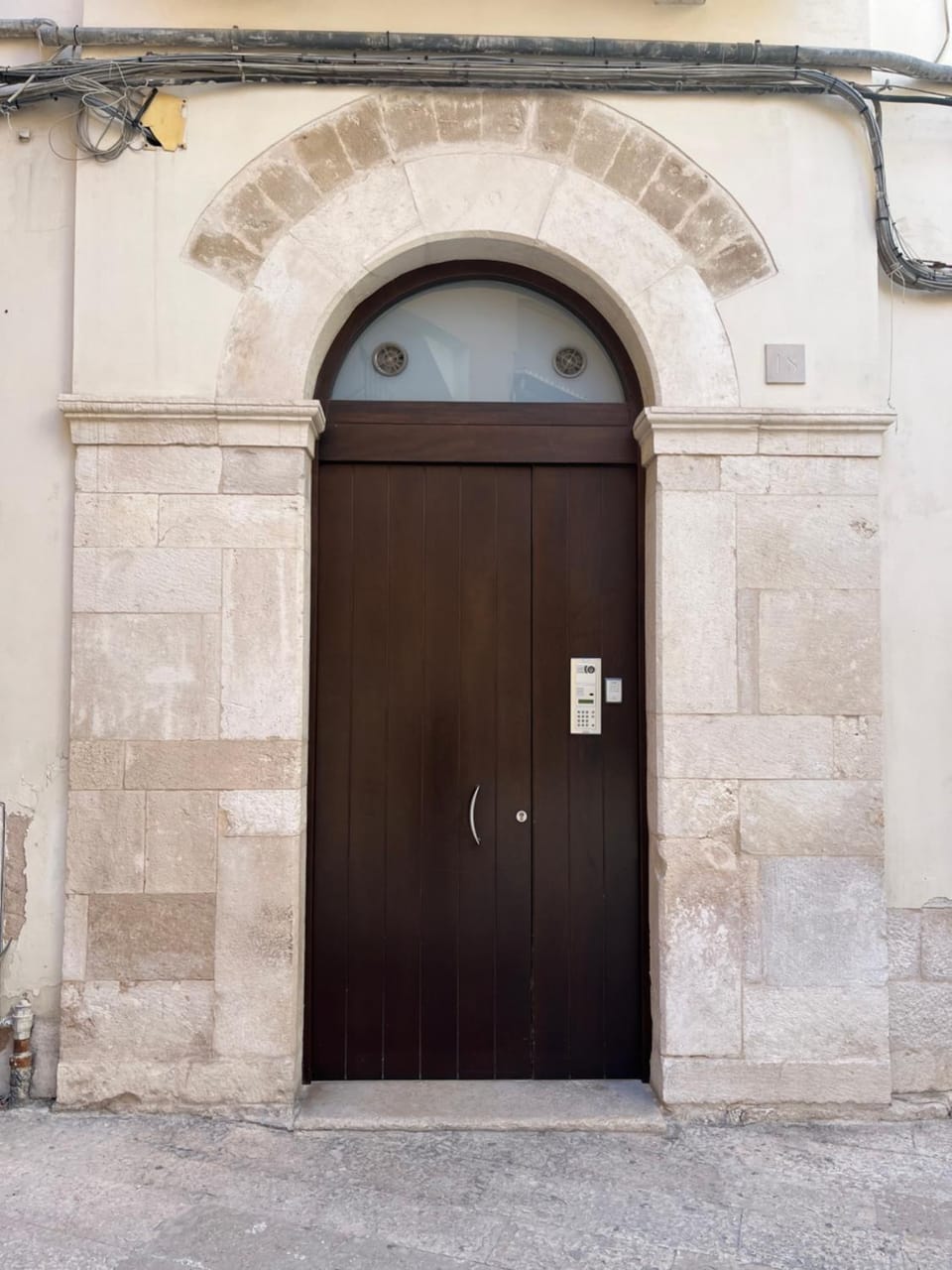 Facade/entrance