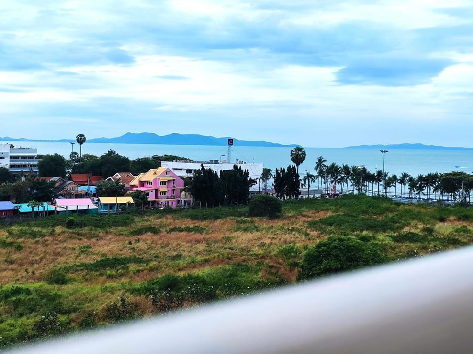 Nearby landmark, Day, Natural landscape, Balcony/Terrace, Sea view