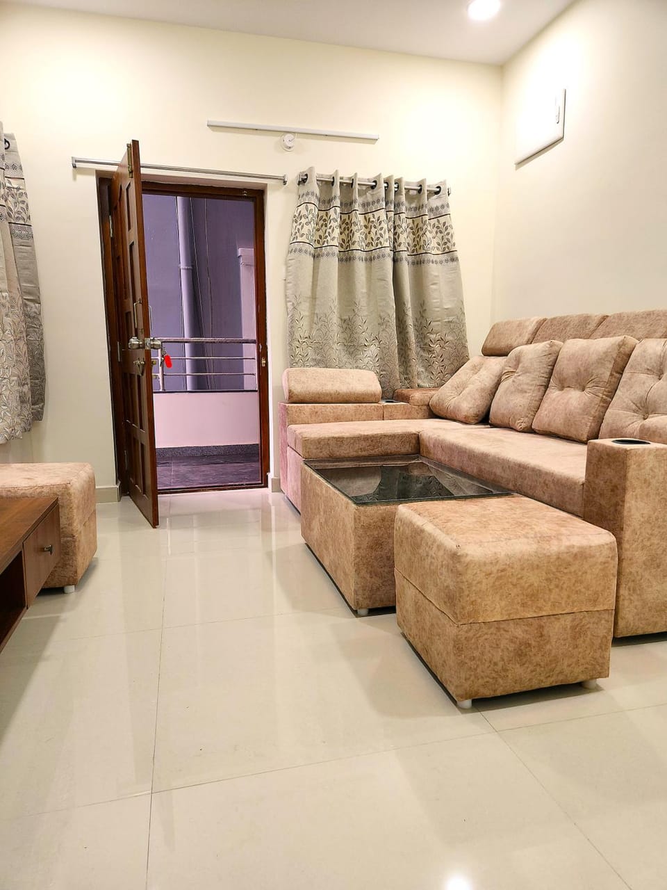 Just Launched Cute Studio 2 BHK Flats in Kondapur Near Botanical Garden & Sarath City Capital Mall Apartment in Hyderabad
