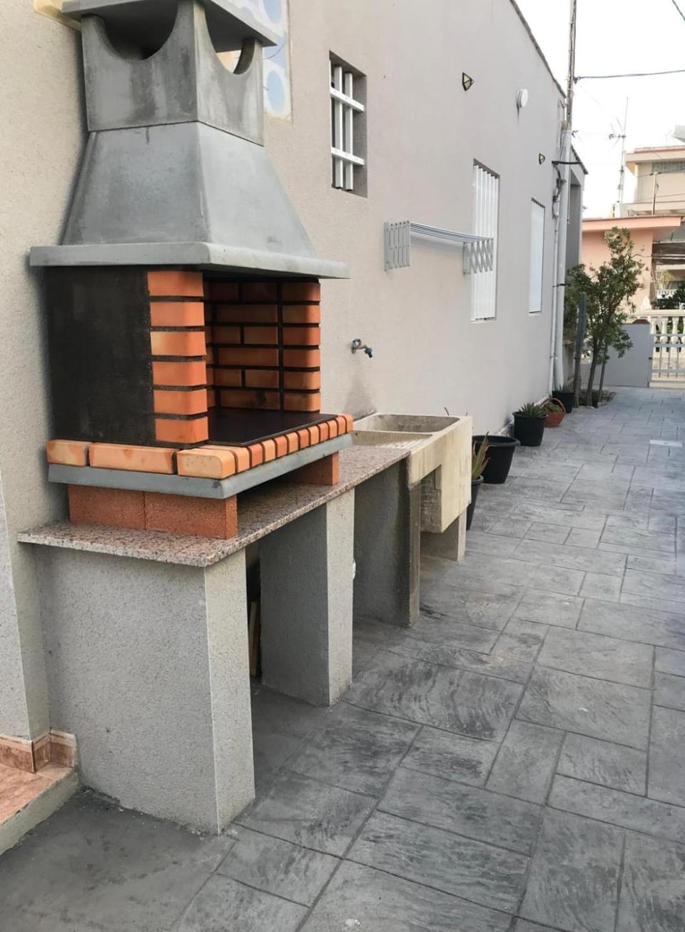 Day, BBQ facilities