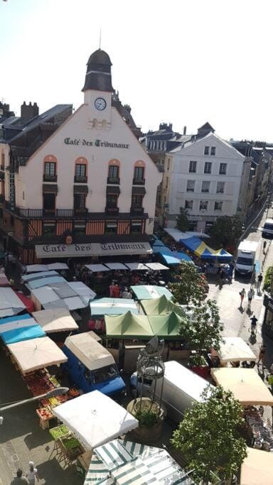 Day, City view, Location