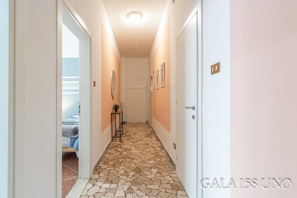 Galaxy 158 One Fiera with Free Parking Apartment in Bologna