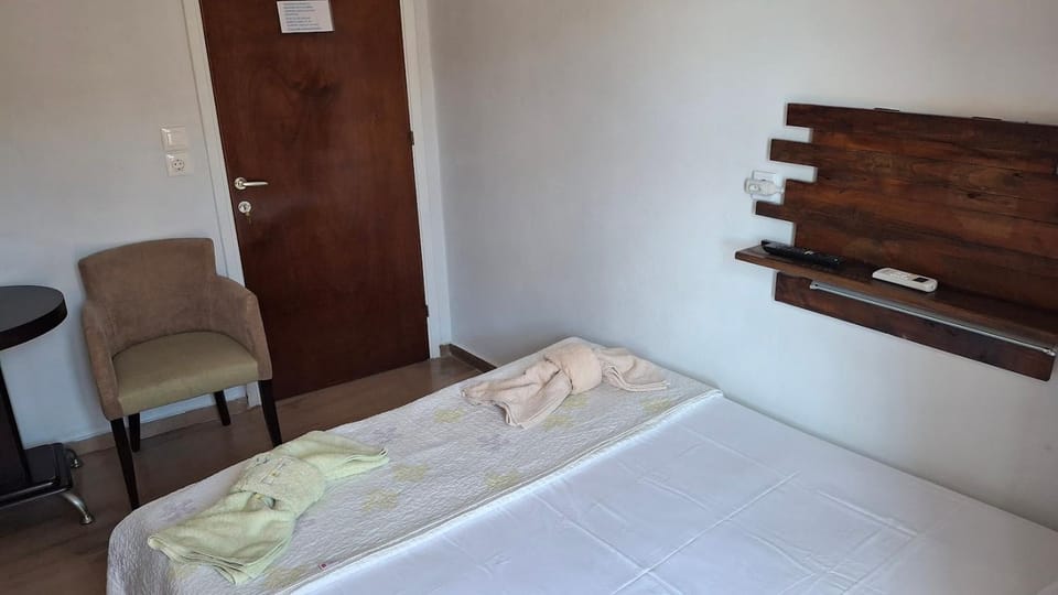 Nafpaktos studio in port Ι Vacation rental in Peloponnese, Western Greece and the Ionian