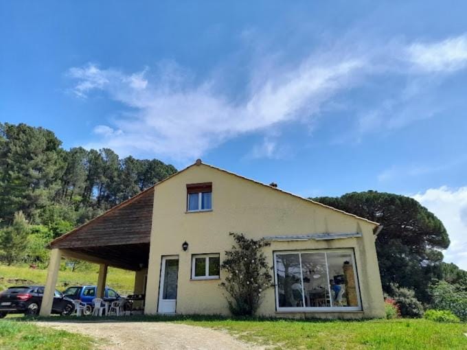 Chambres d'Hôte chez Antoine Bed and Breakfast in Occitanie