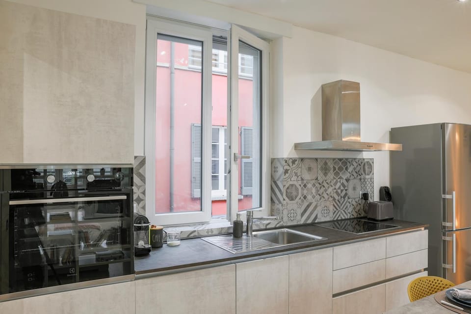 Kitchen or kitchenette, pet friendly, stove