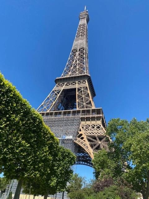 Nearby landmark