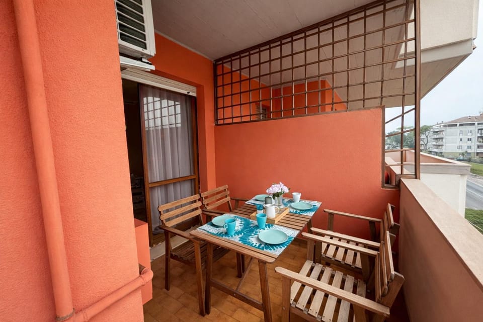 Balcony/Terrace, Dining area